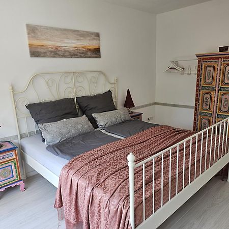 Zimmer Mit Charme Sonne Nuremberga Exterior foto